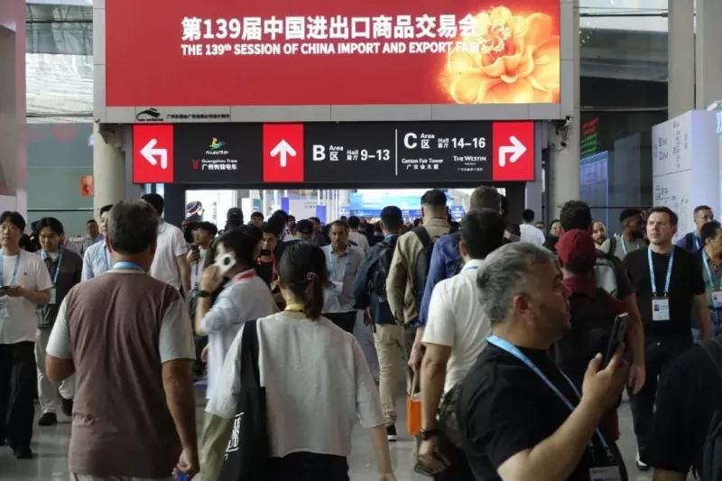 Yibaling deltog med succes i Canton Fair